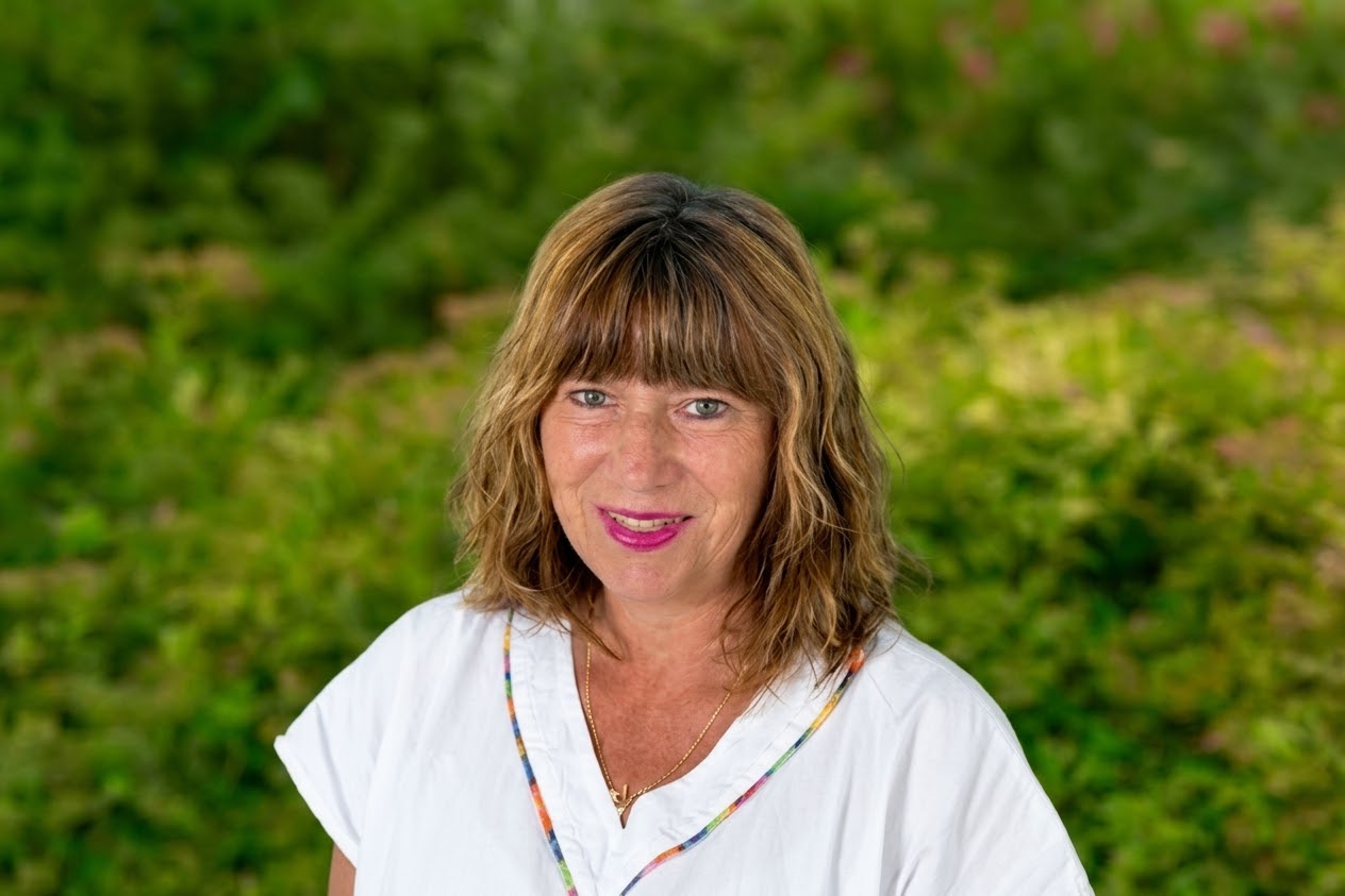  Miroslava  Drozdová 