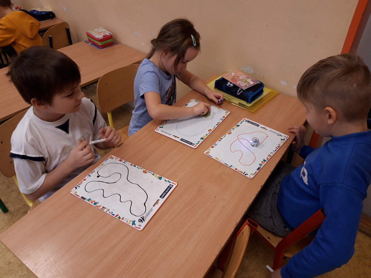 Programátoři - Ozoboti 5. 1.