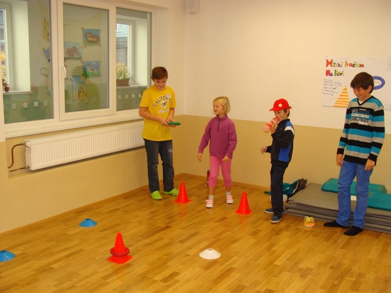 Projektový den - Sportovní den pro první třídy Projektový den - Sportovní den pro první třídy